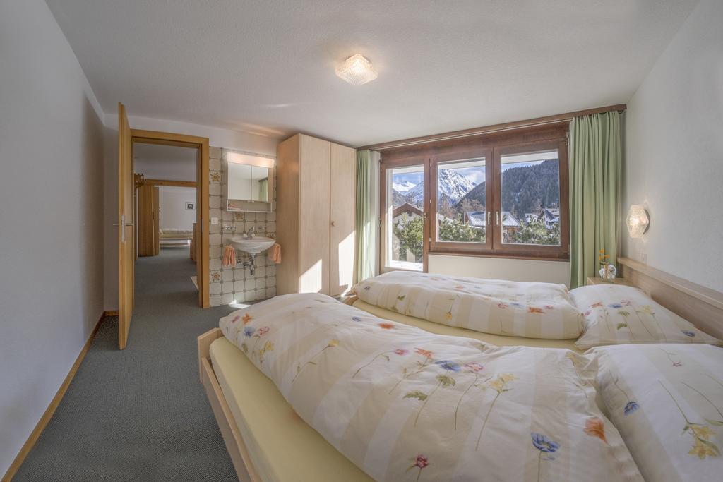 Apartments Bergrose Saas-Fee Cameră foto